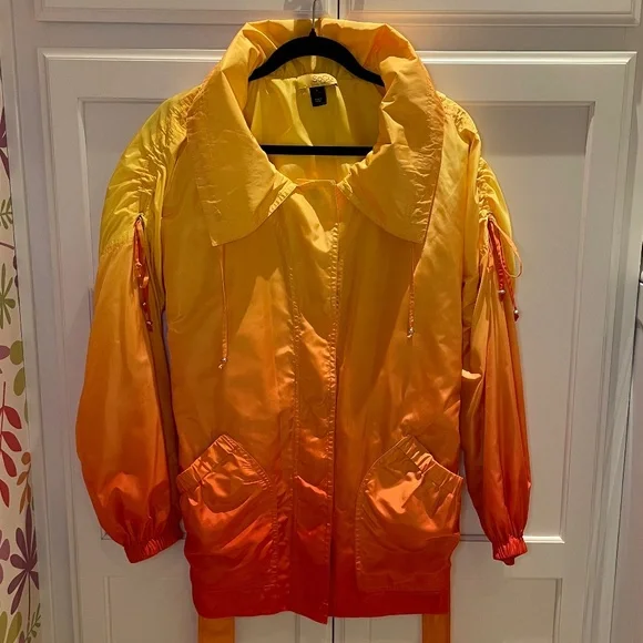 SoCa for St. John Ombre Windbreaker - Picture 5 of 13
